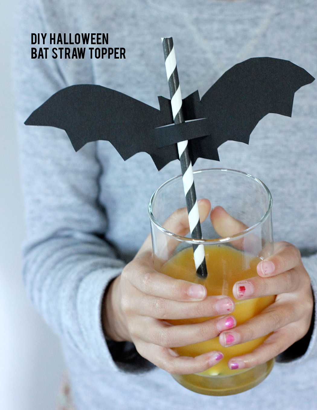 DIY Halloween Bat Straw Toppers