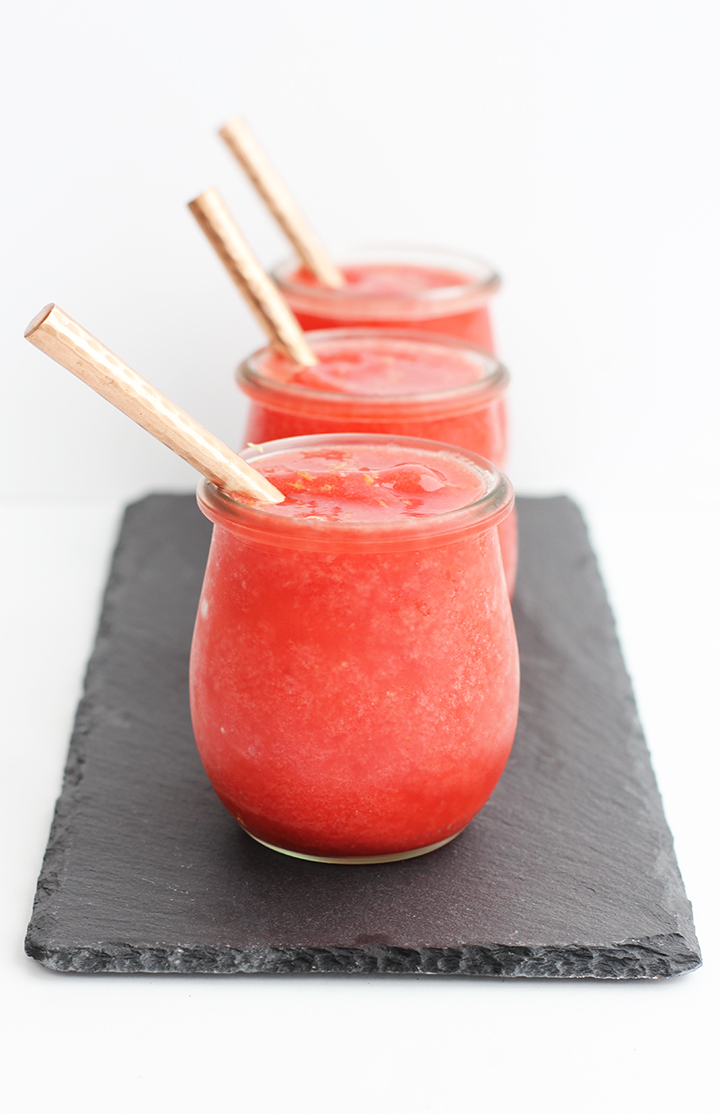 The perfect summertime drink – Strawberry Lemonade Vodka Slushie on aliceandlois.com