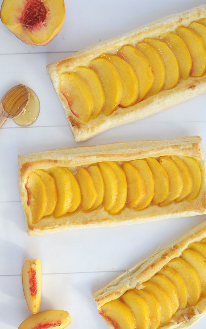 Such a simple and delicious peach tart recipe.