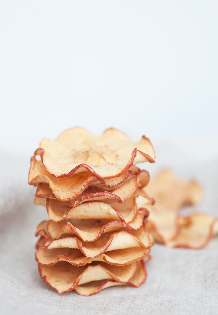 Make these yummy baked apple chips. The perfect healthy snack.