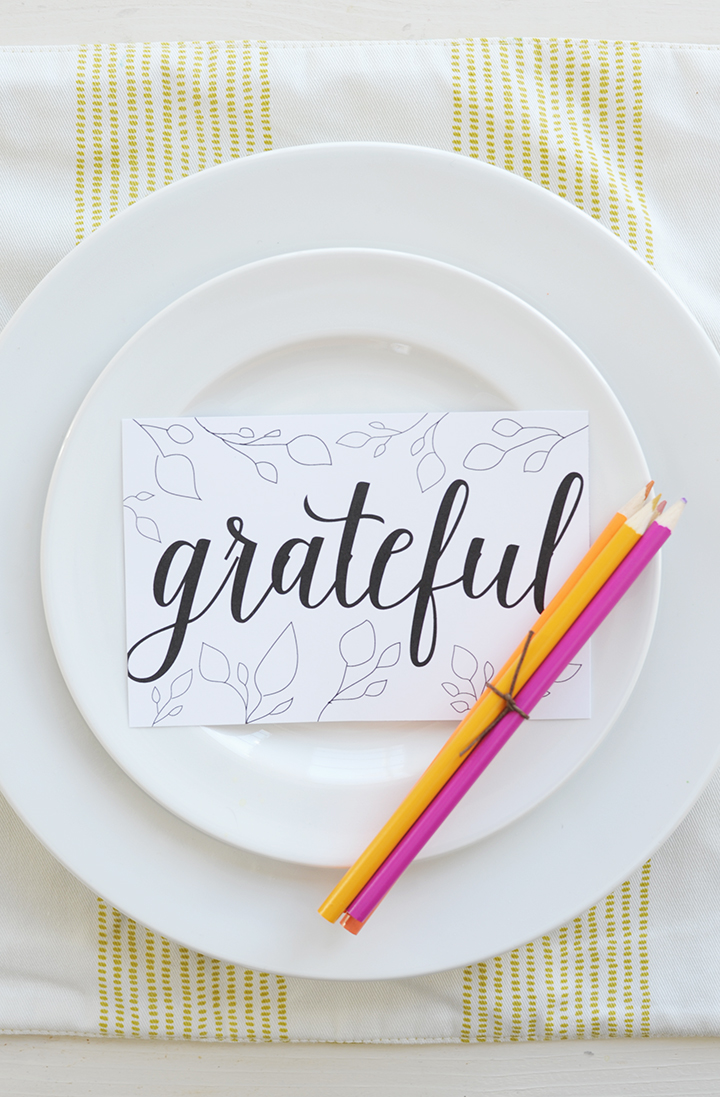 Start a new holiday tradition with these Free printable Thanksgiving postcard