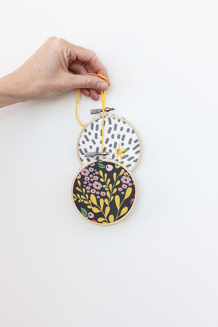 DIY Embroidery Hoop Ornament - Alice and Lois