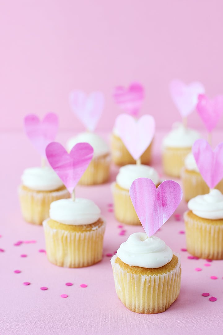 Quick Valentine’s Cupcake Toppers