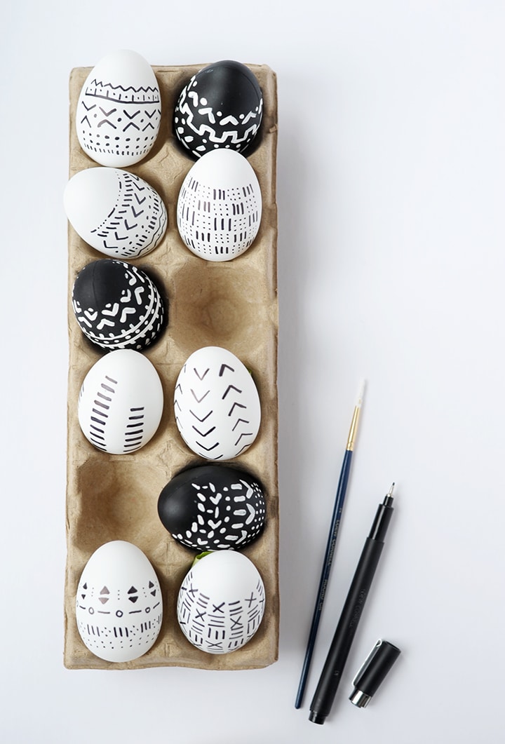 Looking for a new take on Easter eggs? Try this simple tutorial for DIY mud cloth Easter eggs!