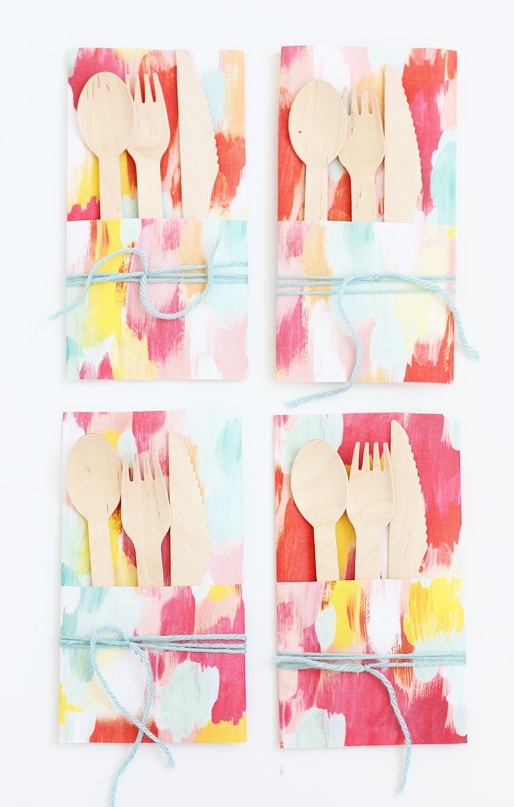 Create a simple paper wrapper for utensils - perfect for your summer picnic!