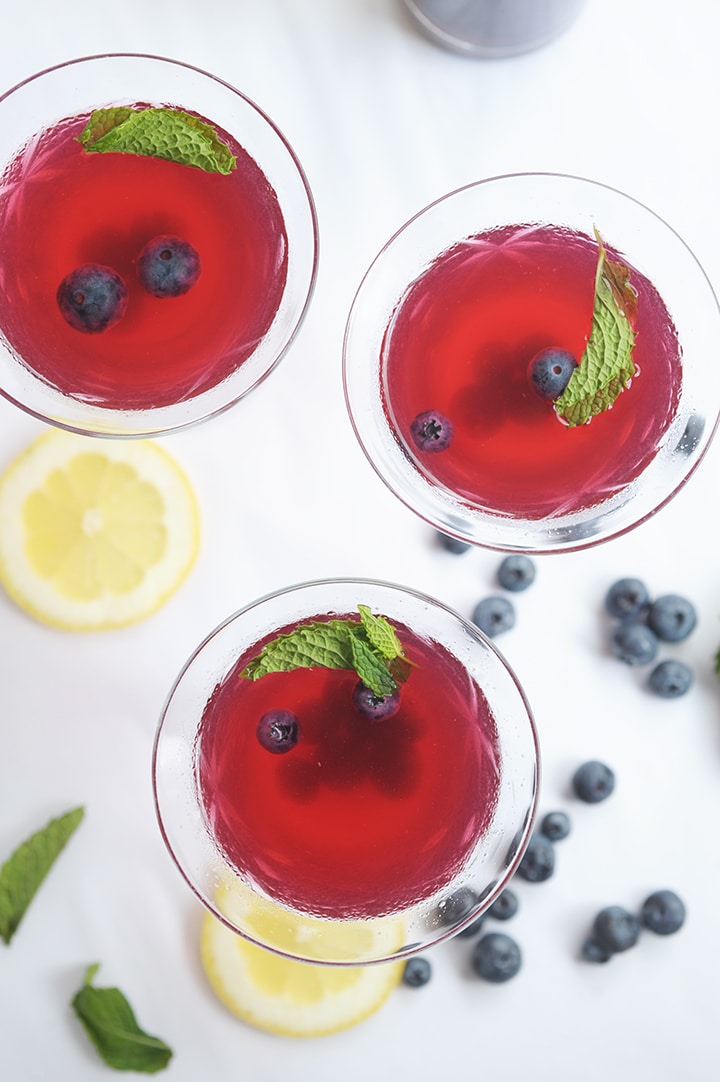 20 Favorite Summer cocktails to try this summer!