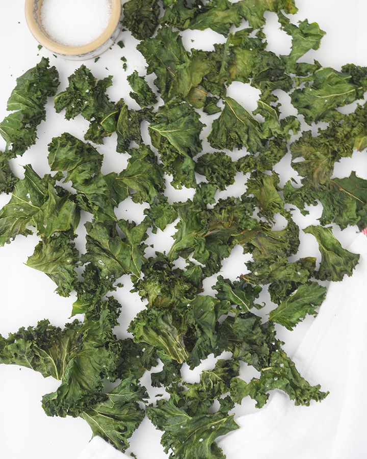 This is the easiest and Best Kale Chips Recipe to try! Kids love these healthy chips.