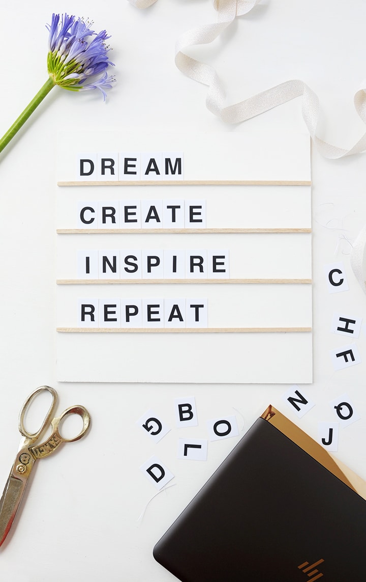 Make this DIY Modern Message Board with free printable letters!