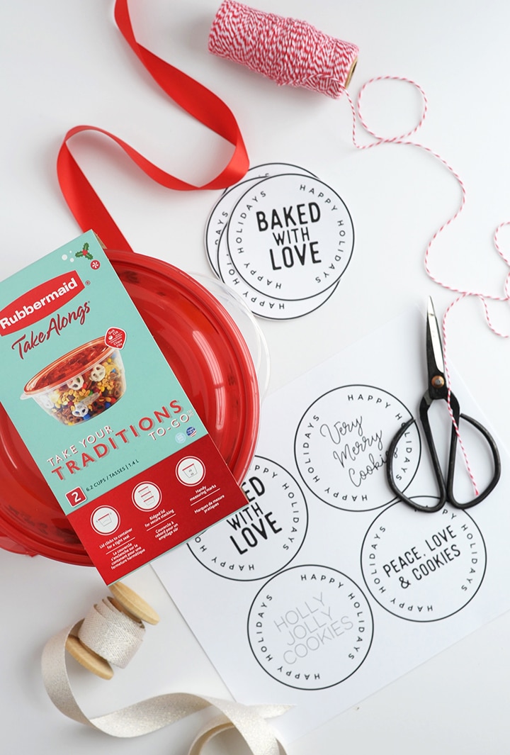 Five Favorite Holiday Cookie Recipes that are perfect for a cookie exchange and a Free Printable Label!