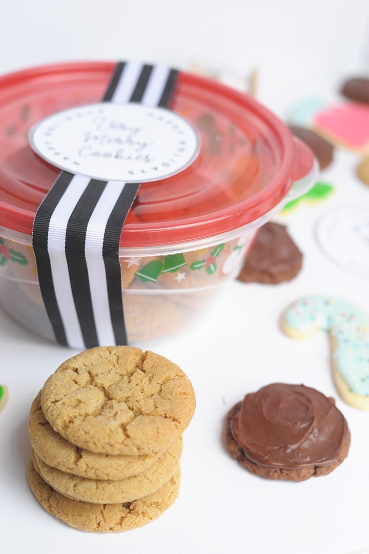 Five Favorite Holiday Cookie Recipes and Free Printable Label