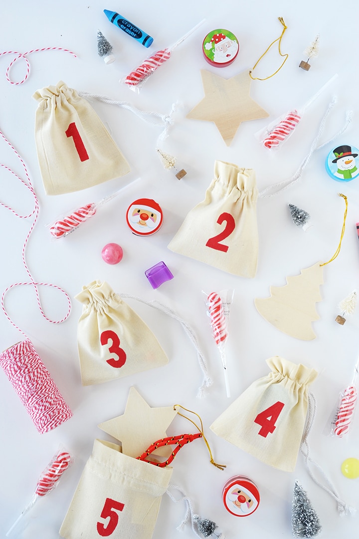 Make these adorable muslin bags for this year's DIY Advent Calendar!