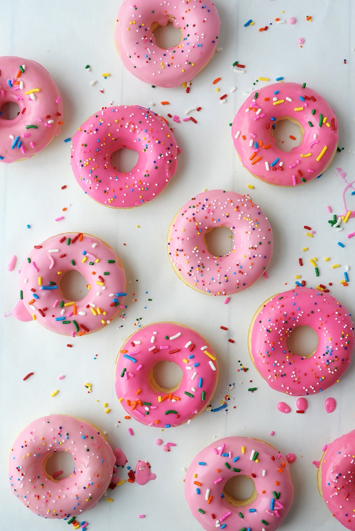 Valentine Baked Vanilla Donuts