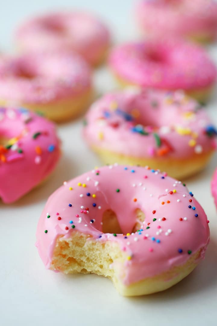 Valentine Baked Vanilla Donuts