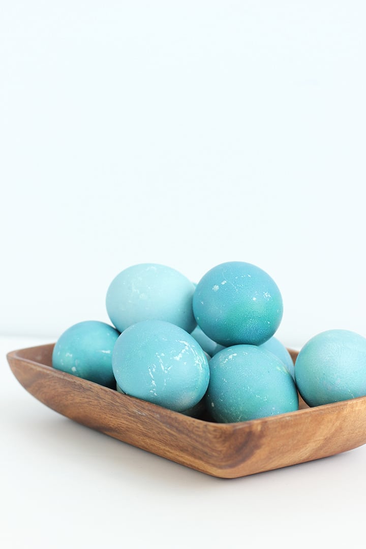 Natural Dye Easter Eggs