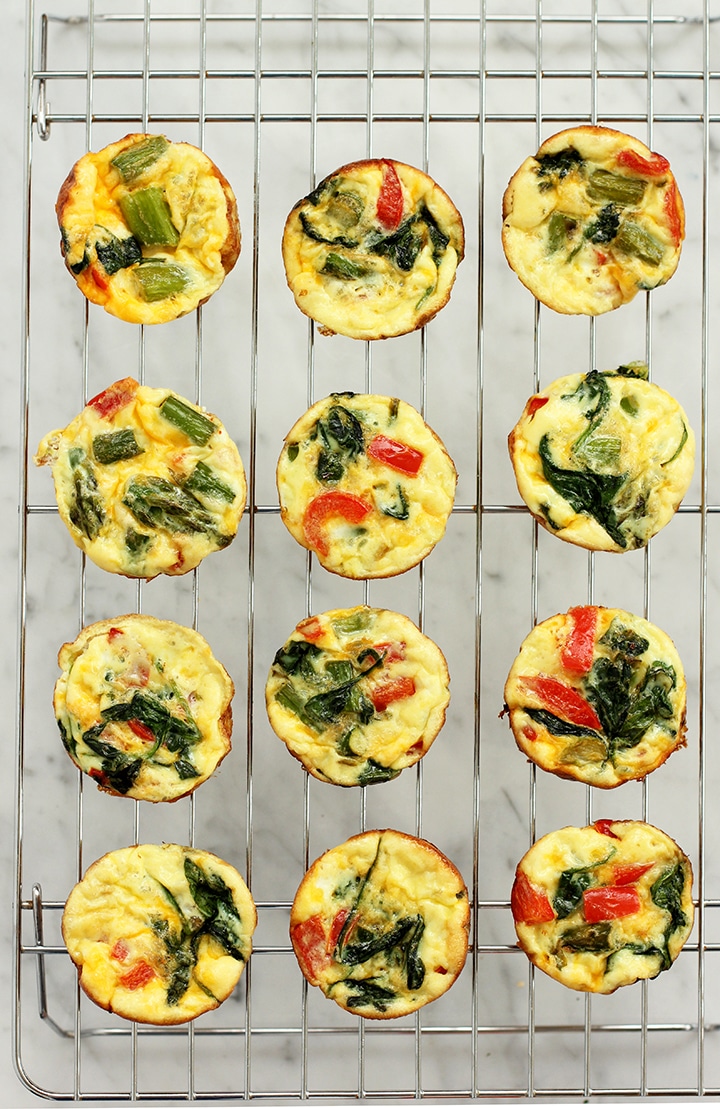 These Easy Frittata Muffins make the best grab and go breakfast!