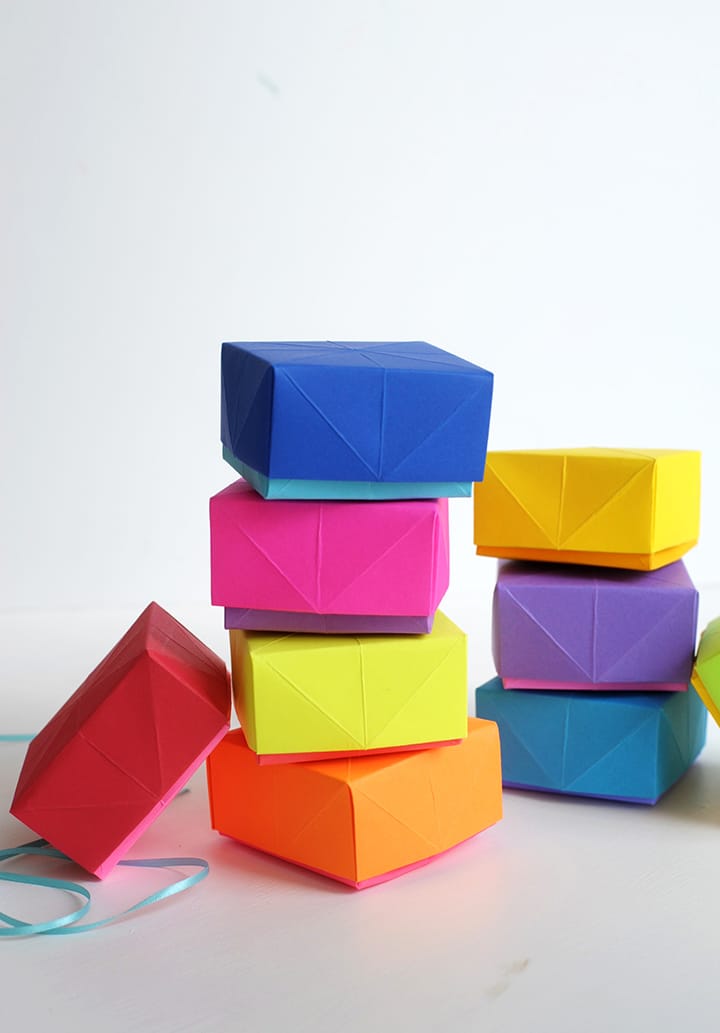 Learn how to make these hand-folded DIY Paper Boxes