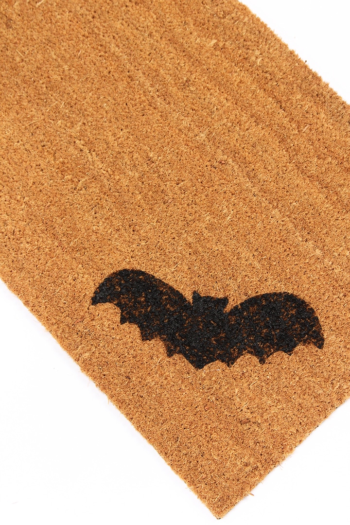 DIY Halloween Bat Doormat
