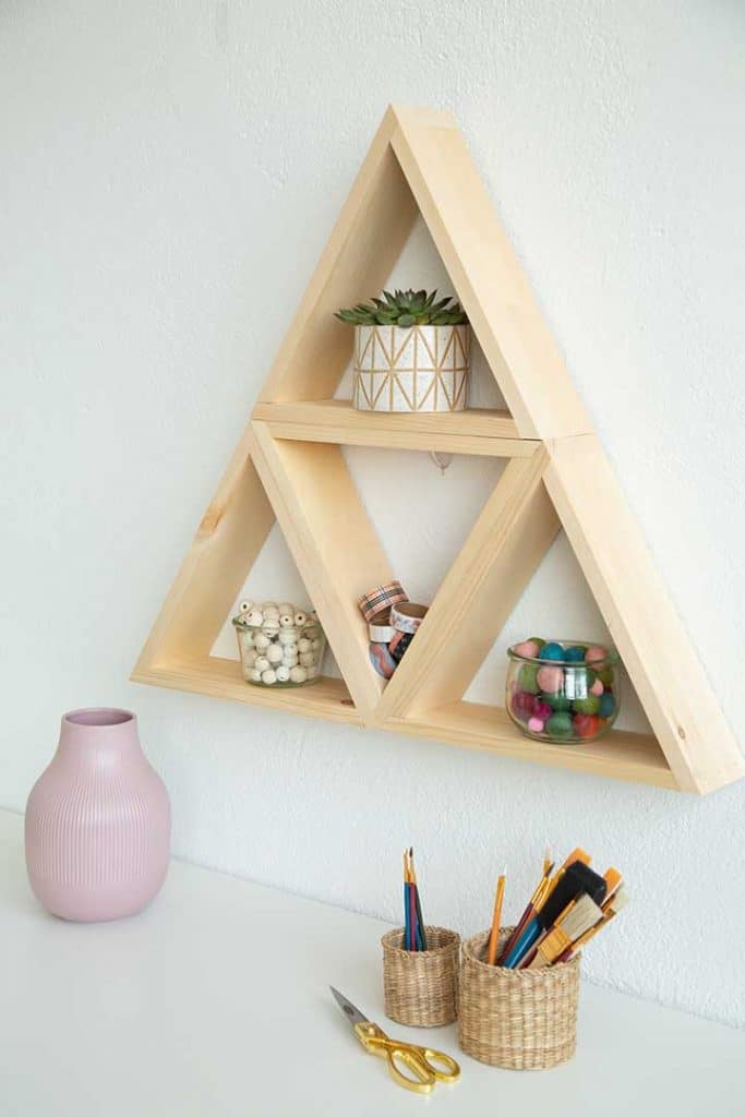 DIY Multi Triangle Wood Shelf #DIY
