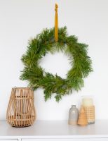 Simple Foraged Holiday Wreath