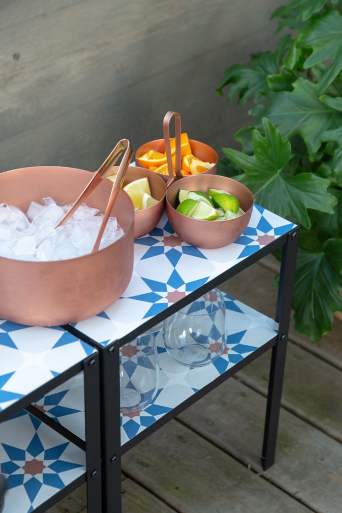 outdoor bar table