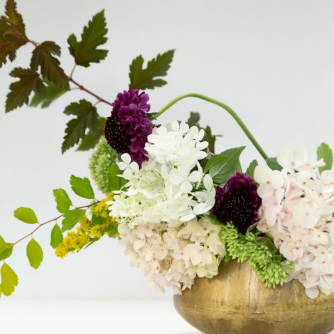 How to Make a Modern Flower Arrangement - Alice and Lois