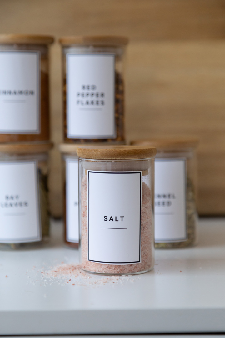 Spice jar labels (with free printables!) - The Kiwi Country Girl