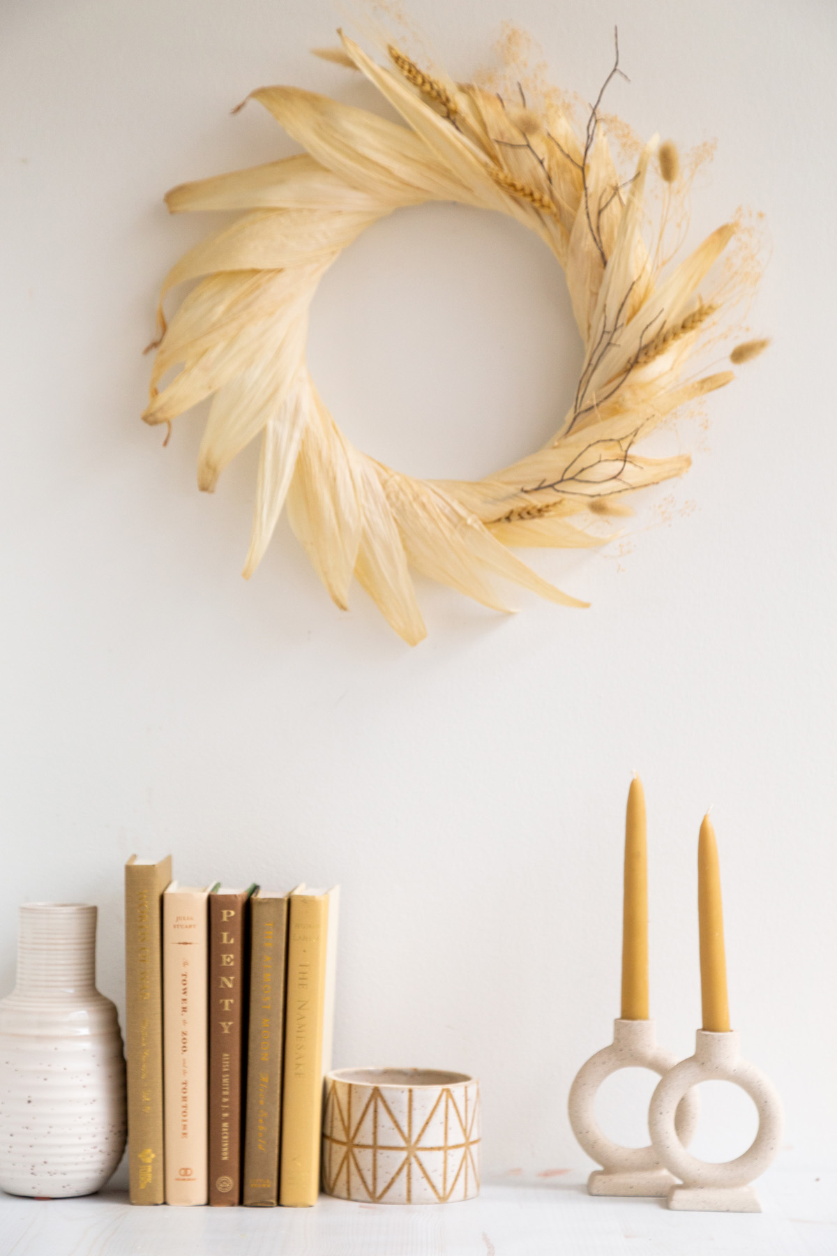 DIY Corn Husk Wreath – Tips For Making A Corn Husk Wreath