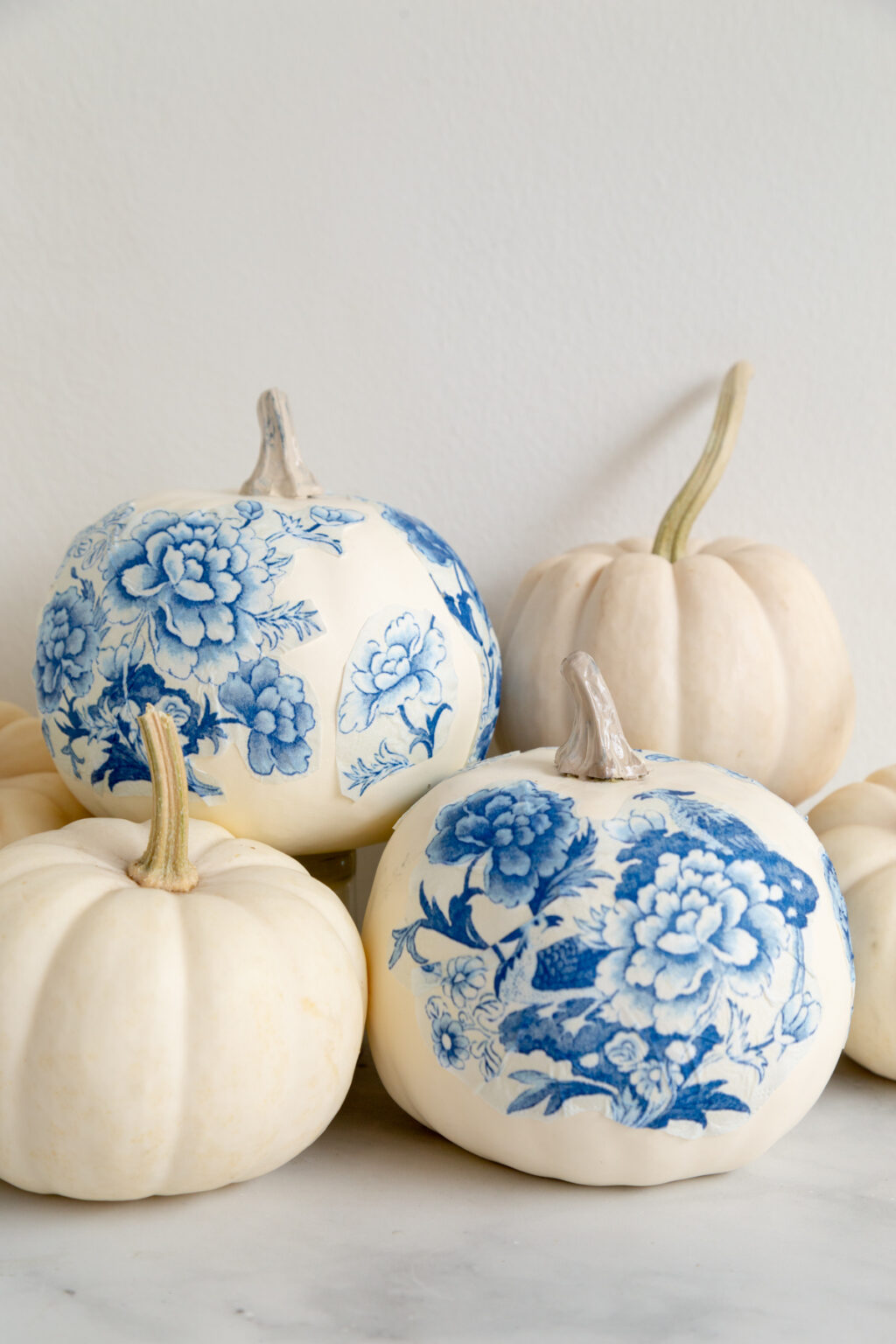 How to Make DIY Chinoiserie Inspired Pumpkins - Alice and Lois